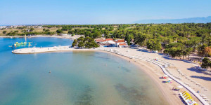 Beitragsbild des Blogbeitrags Zaton Beach: Best Beaches & Travel Tips