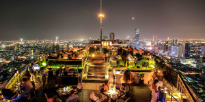 Beitragsbild des Blogbeitrags 10 Rooftop Bars in Bangkok: The Most Amazing Skybars 