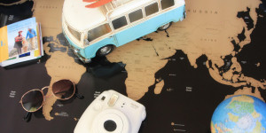 Beitragsbild des Blogbeitrags Top 15 Must-Have Travel Accessories