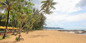 Beitragsbild des Blogbeitrags Bang Niang Beach in Khao Lak