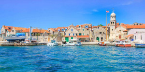 Beitragsbild des Blogbeitrags Prvic Island: Small dream island near Sibenik