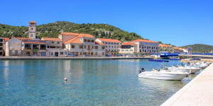 Beitragsbild des Blogbeitrags Tisno, Croatia: Things to Do & Best Beaches 