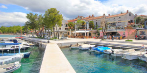 Beitragsbild des Blogbeitrags Njivice, Island Krk: Travel Guide & Beaches