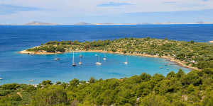 Beitragsbild des Blogbeitrags Murter lsland: Travel Guide & Things to Do!