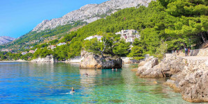 Beitragsbild des Blogbeitrags Brela in Croatia: All you have to know!
