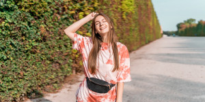 Beitragsbild des Blogbeitrags DIY – Batik Shirt selber machen – 3 Techniken wies gelingt