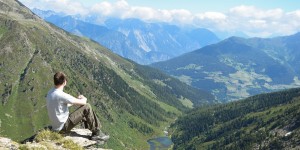 Beitragsbild des Blogbeitrags Eigener Blog oder kommerzielle Plattformen nutzen?