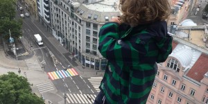 Beitragsbild des Blogbeitrags daham #98: grün oder violett