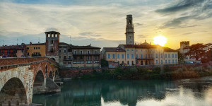 Beitragsbild des Blogbeitrags Travel more sustainable with Booking.com