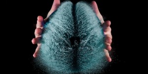 Beitragsbild des Blogbeitrags Edward Horsford – Wasserbomben in Szene gesetzt. 