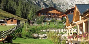 Beitragsbild des Blogbeitrags Almwellness Tuffbad – Kärnten