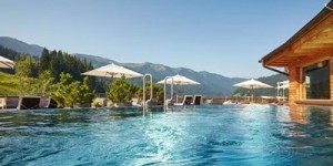 Beitragsbild des Blogbeitrags Holzhotel Forsthofalm Leogang