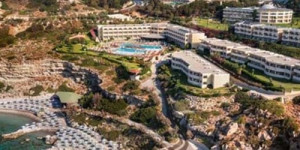 Beitragsbild des Blogbeitrags Hotel Kalithea Mare Palace 
