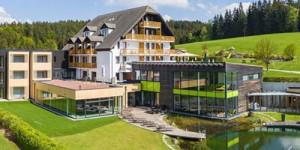 Beitragsbild des Blogbeitrags Hotel Schwarz Alm – Zwettl 