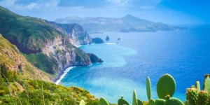 Beitragsbild des Blogbeitrags Äolische Inseln Urlaub: 7 Nächte auf Lipari inkl. Frühstück + Flug + Transfer ab 899€ p.P. 