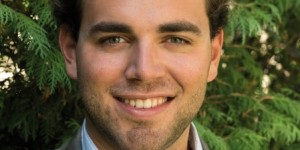 Beitragsbild des Blogbeitrags Junger, ambitionierter Bariton mit Biss: Liviu Holender! 
