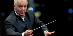 Beitragsbild des Blogbeitrags Neujahrskonzert 2022 der Wiener Philharmoniker – Der Dirigent Daniel Barenboim 
