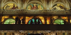 Beitragsbild des Blogbeitrags Aug in Aug mit Herrn Klimt – #stairwaytoklimt im Kunsthistorischen Museum Wien