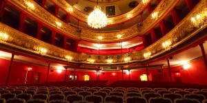 Beitragsbild des Blogbeitrags Behind the Scences – Zu Besuch im Theater in der Josefstadt 
