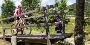 Beitragsbild des Blogbeitrags E-Mountainbiken – als neue Leidenschaft entdecken, aber SICHER doch!