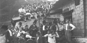 Beitragsbild des Blogbeitrags Vom Lindwurm, vom Almleben und Geschichten aus dem Kleinarler Talschluss