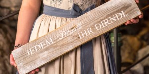 Beitragsbild des Blogbeitrags Jedem Dirndl – ihr Dirndl