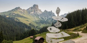 Beitragsbild des Blogbeitrags Wanderung zur Bischofsmütze – Die „wohlwollende Königin“ im Salzburger Gipfelspiel 