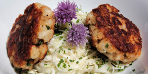 Beitragsbild des Blogbeitrags Ein „käsiges“ Rezept für Liebhaber der österreichischen Hüttenkulinarik – Rezepttipp: Kaspressknödel