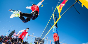 Beitragsbild des Blogbeitrags Snow Volleyball European Tour 2022 – Sommerfeeling im Schnee