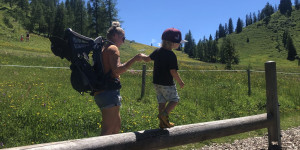 Beitragsbild des Blogbeitrags KUHbidu Familienerlebnisweg – Ein KUHler Ausflug für Groß und Klein