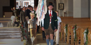 Beitragsbild des Blogbeitrags Er tanzt auf vielen Hochzeiten – aus dem Leben eines Hochzeitsladers