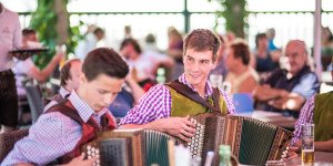 Beitragsbild des Blogbeitrags „Klänge, Tradition und gemeinsame Freude“