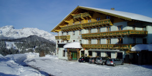 Beitragsbild des Blogbeitrags Innviertler, ein Berggasthof zum Verlieben