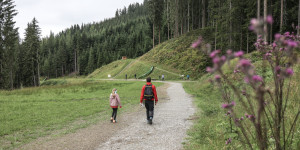 Beitragsbild des Blogbeitrags Herbst, was willst du mehr! Herbstliche Entdeckungsreise und Ausflugstipps für die Herbstferien 