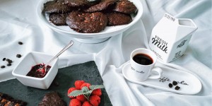Beitragsbild des Blogbeitrags Süße Verführung – vegane Choko-Cookies