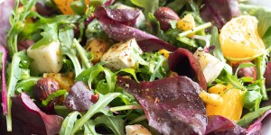 Beitragsbild des Blogbeitrags Französischer Salat mit Brie & Roten Rübenblätter