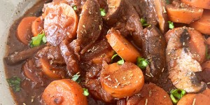 Beitragsbild des Blogbeitrags Vegetarisches Boeuf Bourguignon 