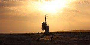 Beitragsbild des Blogbeitrags „Therapeutisches Tanzen“ oder die Suche nach der Leichtigkeit