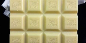 Beitragsbild des Blogbeitrags Review: Zitronen-Waffel – die neue Ritter Sport Frühlingssorte 