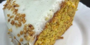 Beitragsbild des Blogbeitrags Backen zu Ostern – nur was? Rezeptidee Karotten Torte 