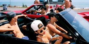 Beitragsbild des Blogbeitrags „Generation Wealth“ – Kritik 