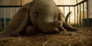 Beitragsbild des Blogbeitrags „Dumbo“ – Kritik 