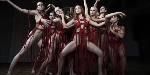 Beitragsbild des Blogbeitrags „Suspiria“ (2018) – Kritik 