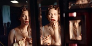 Beitragsbild des Blogbeitrags „DAU. Nora Mother“ – Kritik