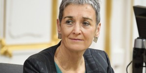Beitragsbild des Blogbeitrags Weiter nichts Konkretes für die Kultur: „Keine realistischen Kostenschätzungen möglich“, so Lunacek