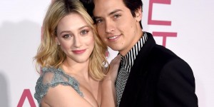 Beitragsbild des Blogbeitrags Sexuelle Belästigung: Vorwürfe gegen „Riverdale“-Cast vermutlich erfunden