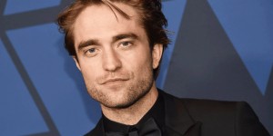 Beitragsbild des Blogbeitrags „Batman“ Robert Pattinson offenbar mit Corona infiziert – Dreharbeiten gestoppt