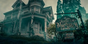Beitragsbild des Blogbeitrags „The Mortuary – Jeder Tod hat eine Geschichte“ – Kritik zum Kinostart + Gewinnspiel