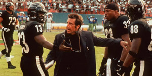 Beitragsbild des Blogbeitrags Zum Superbowl: Filmothek 48. „An jedem verdammten Sonntag“ – Kritik