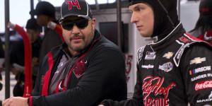 Beitragsbild des Blogbeitrags „The Crew“: Kritik zur neuen Netflix-Sitcom mit Kevin James 